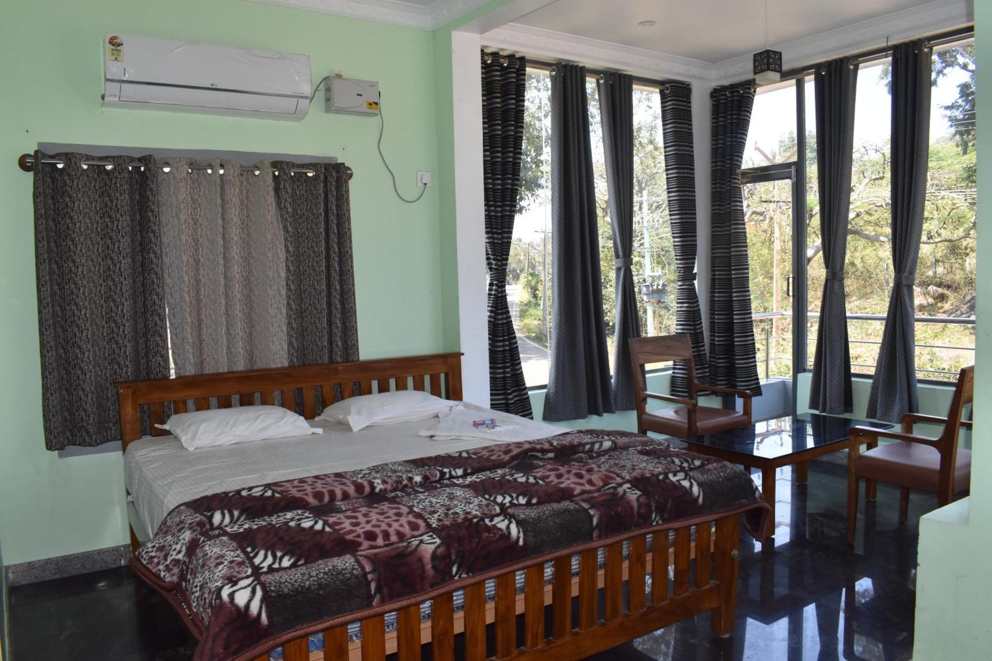 Yelagiri Goldhill Resort Экстерьер фото