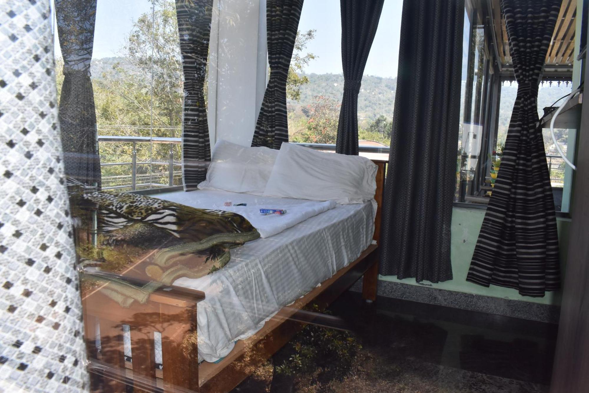 Yelagiri Goldhill Resort Экстерьер фото